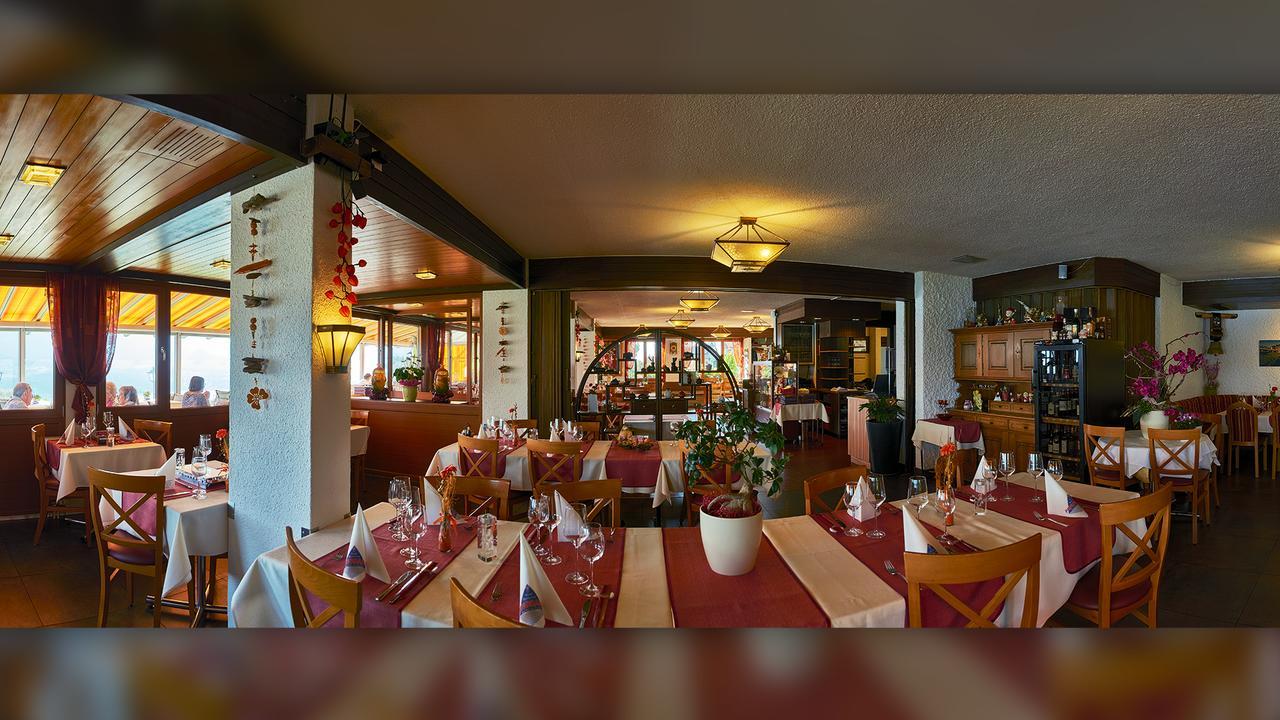 全景酒店餐厅 图恩 外观 照片